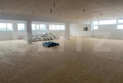 Spațiu comercial, de 780 mp, în Burdujeni - 1