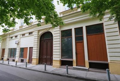 Casă cu 60 camere cu Canalizare în Centrul Istoric - 4