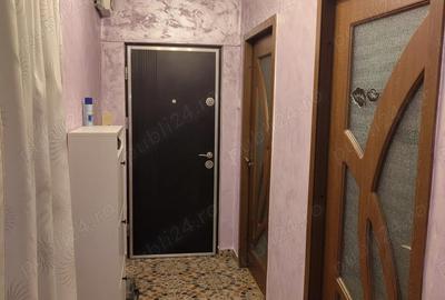 Apartament cu 3 camere decomandat în Vest - 2