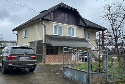 Casă cu 3 camere în Central - 6