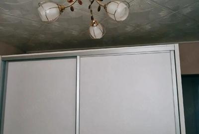 Apartament cu 2 camere semidecomandat, mobilat în Central