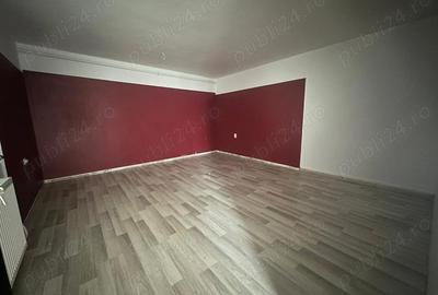 Spațiu comercial, de 56 mp, în Mehala - 9