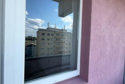 Apartament cu 3 camere în Micro 17 - 20
