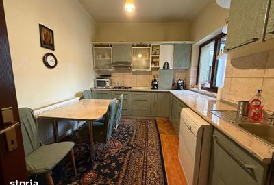 Casă cu 3 camere cu Teren 328 Mp în Central - 2