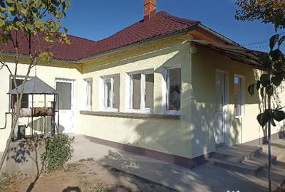 Casă cu 3 camere cu Teren 1677 Mp în Sântimreu - 1