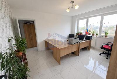 Apartament cu 3 camere semidecomandat în Obor - 2