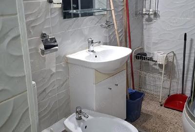 Apartament cu 2 camere decomandat în Polonă - 4