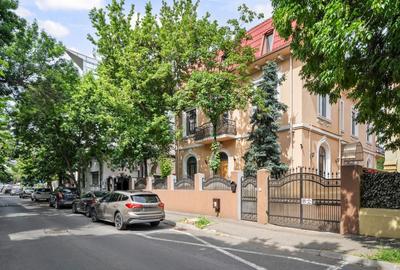 Casă individuală cu 8 camere cu Teren 679 Mp în Cotroceni - 2