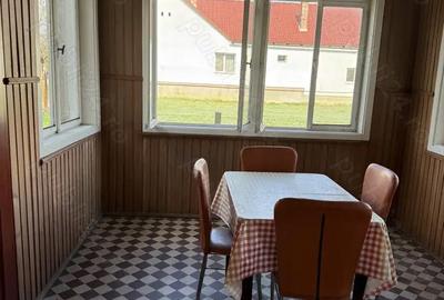 Casă cu 4 camere cu Teren 2500 Mp în Glimboca - 5