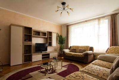 INCHIRIEZ apartament 3 camere decomandat,zona Vasile Aaron - 4