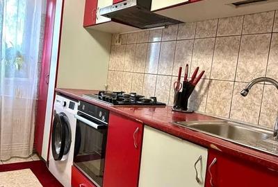 Apartament cu 2 camere decomandat, etajul 2/4, zona Dacia - 5