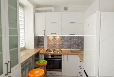 Apartament cu 2 camere decomandat în Central - 1