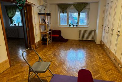 Apartament cu 4 camere decomandat în Decebal - 2