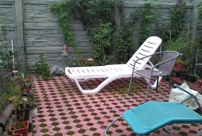 Casă cu 6 camere cu Teren 600 Mp în Tractorul - 9