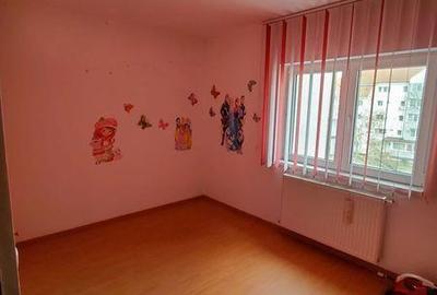 Apartament cu 4 camere în Central - 6