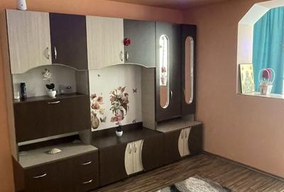 Apartament cu 3 camere decomandat în Exterior Vest - 8