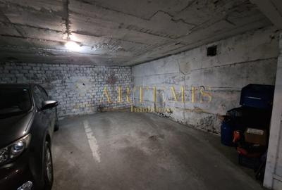 Apartament de 3 camere, decomandat, 76 mp., zona Calea Moldovei - 8