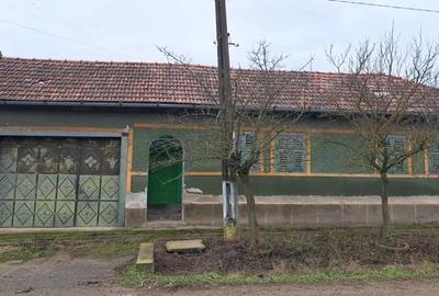 Urgent! Casa 136 mp + anexa 56 mp + teren 1510 mp - 1