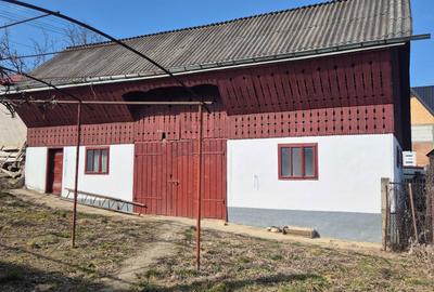 Casă cu 3 camere în Preutești - 8