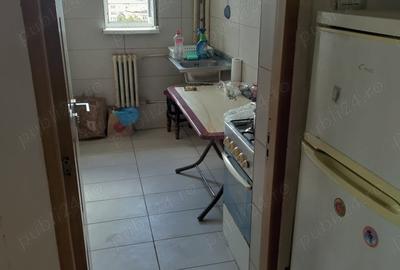 Apartament cu 3 camere decomandat în Păcurari - 3