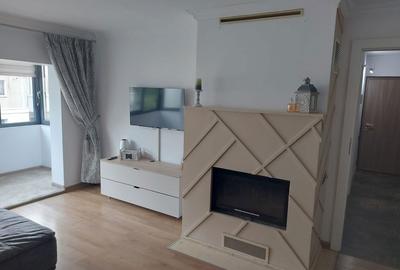 Apartament cu 4 camere decomandat în Central - 1