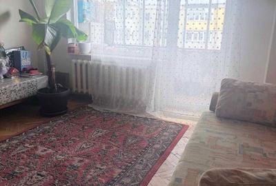 Apartament cu 3 camere decomandat în Găvana - 1