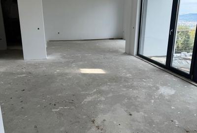 Casă cu 4 camere cu Teren 394 Mp în Feleacu - 3