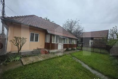 Casă cu 2 camere cu Teren 1554 Mp în Zagon - 4