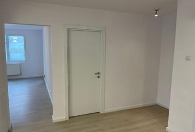 Apartament cu 4 camere semidecomandat în Mărgeanului - 2