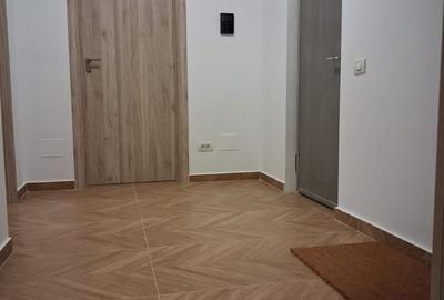 Apartament cu 2 camere decomandat în Domenii