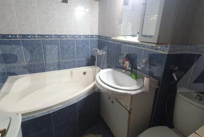 Apartament cu 4 camere decomandat, mobilat în Calea București - 10