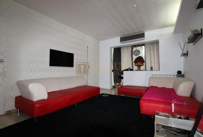 Apartament cu 3 camere semidecomandat, mobilat în Take Ionescu