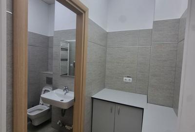 Spațiu comercial, de 82 mp, în Micro 12 - 8