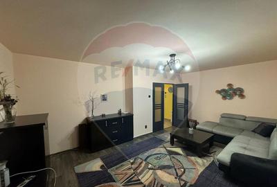 Apartament cu 3 camere de inchiriat in zona centrala Apartament cu 3 camere de inchiriat in zona centrala - 2