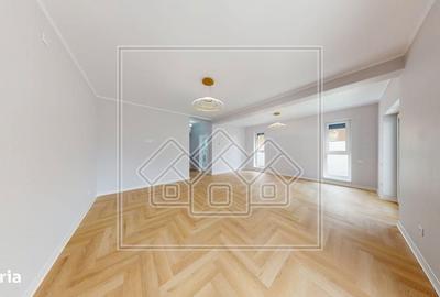 Casă cu 4 camere în Central - 20