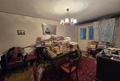 Apartament cu 3 camere decomandat în Iancului