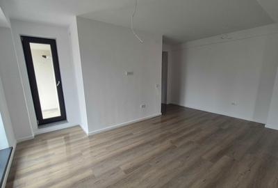 Apartament cu 2 camere decomandat în Școlilor - 2