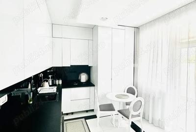 Casă cu 4 camere cu Teren 381 Mp în Central - 3