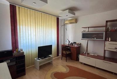 Garsonieră decomandată în Central - 10