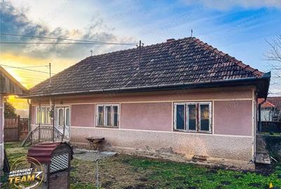 Casă cu Teren 1032 Mp în Sânzieni - 9