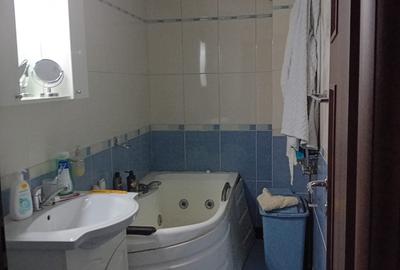 Apartament cu 4 camere decomandat în Brâncoveanu - 2