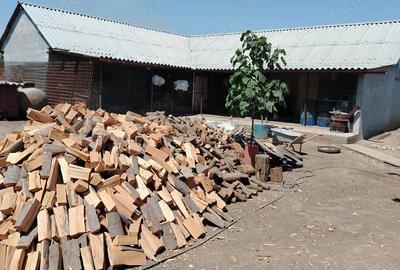 Casă cu 4 camere în Central - 12