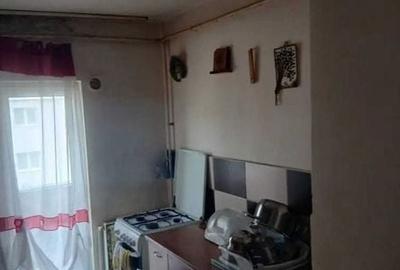 Apartament cu 2 camere decomandat în Progresul - 3