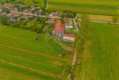 Comision 0 | Constructie cu teren 7000 mp in Dobolii de Jos, Covasna - 2