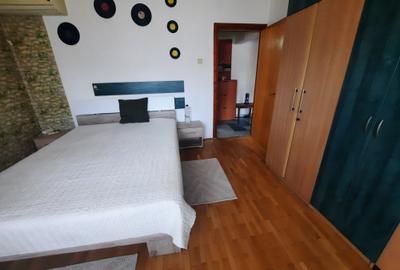 Apartament cu 3 camere decomandat în 13 Septembrie - 4