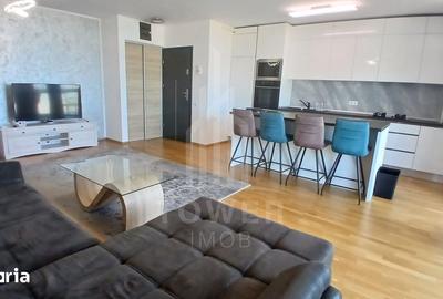 Apartament cu 3 camere, mobilat în Central
