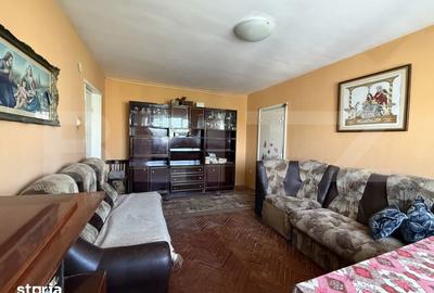 Apartament cu 3 camere în Micro 16 - 1