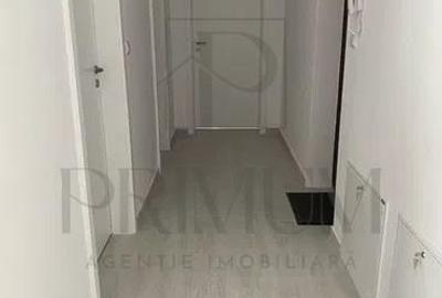 GIROC - 2 Camere - Etajul 1 - Decomandat - Parcare inclusa - 8