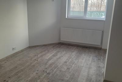 13 Septembrie, Mall Vulcan - 5