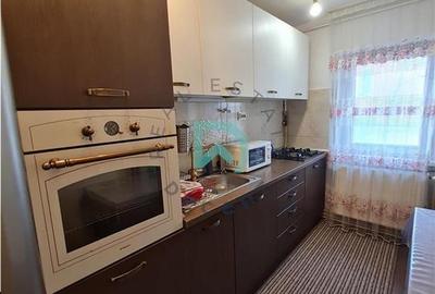 Apartament cu 3 camere decomandat, mobilat în Scriitorilor - 2